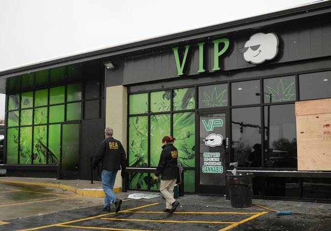 Arrests made in investigation of raided Colo. medical marijuana businesses