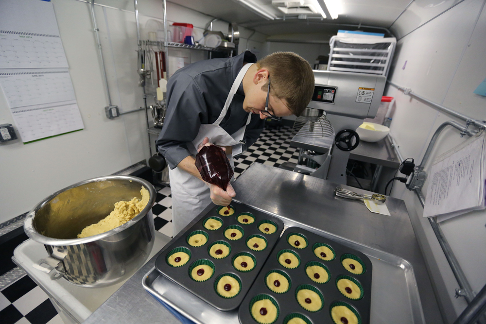 Food safety joins evolving marijuana edibles regulations for Colo., Wash.