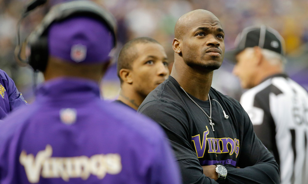 Vikings RB Adrian Peterson faces re-arrest after he admits to smoking pot